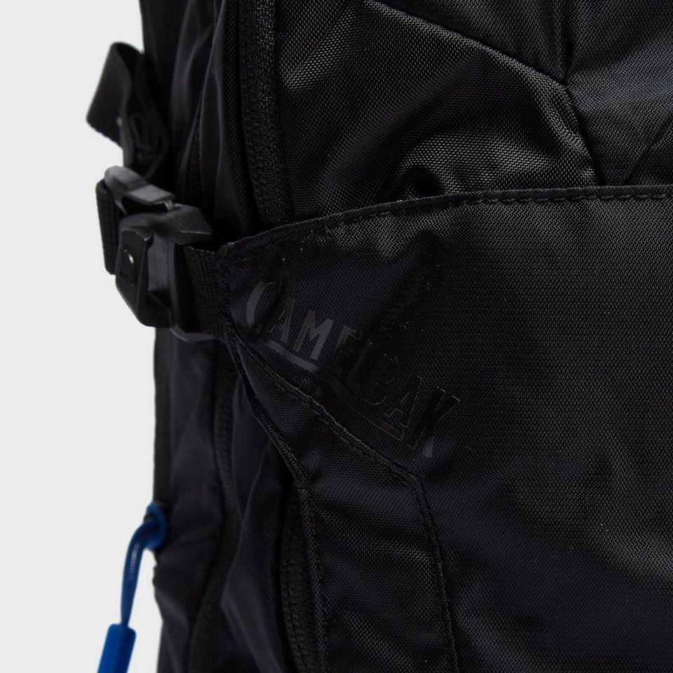 Camelbak M.U.L.E Hydration Backpack 5 Camelbak M.U.L.E Hydration Backpack - Image 5
