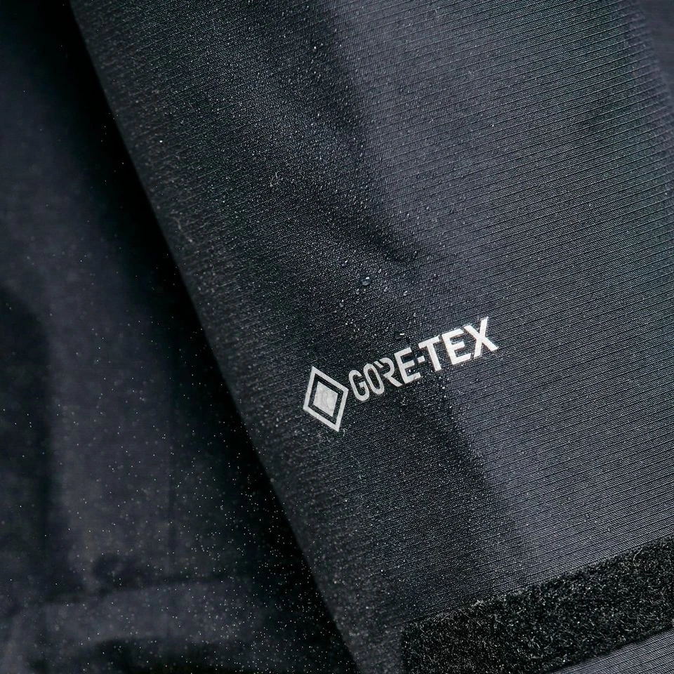 Berghaus Men's Maitland 3-in-1 GORE-TEX® IA Waterproof Jacket 8 Berghaus Men's Maitland 3-in-1 GORE-TEX® IA Waterproof Jacket - Image 8