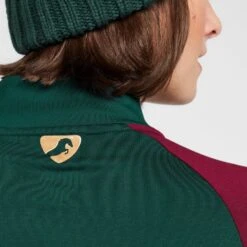 Womens Newbury Long Sleeved Base Layer Dark Green -Vango Store go 614452 e